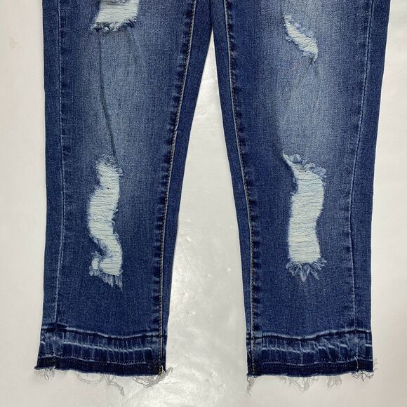 Kancan Capri Jeans Womens 1/24 Stretch Denim Crop Jean Distressed Raw Fray NEW - Picture 3 of 9